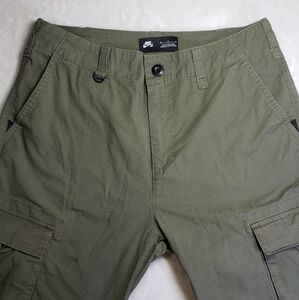 Nike SB Flex Skateboarding Rip Stop Cargo Pants Men's Size 30 #916101-222